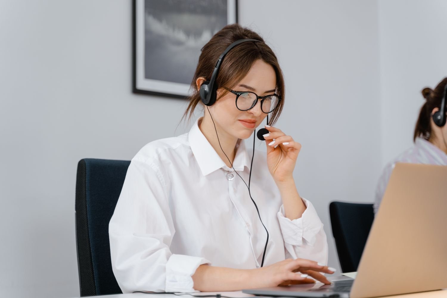 Support agent wearing a headset